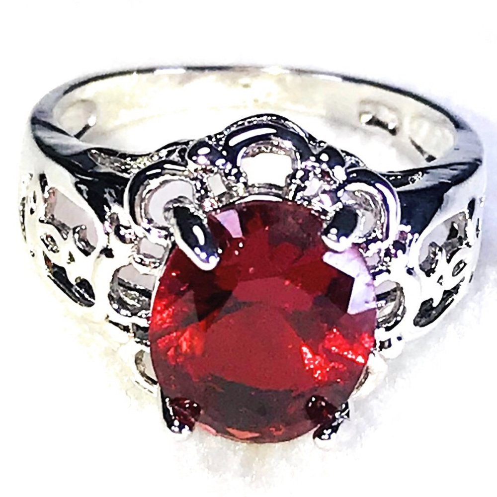 925 Silver and Ruby color Stone Ring size 9.